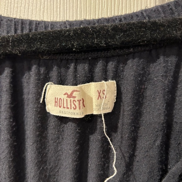 Long-sleeve Off-the-Shoulder Top - Picture 2 of 4